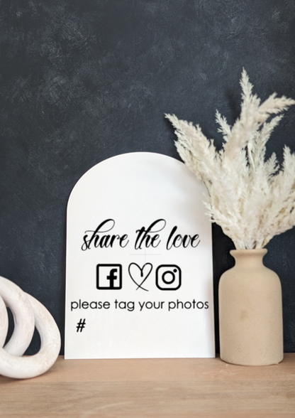 Share the Love Social Media sign